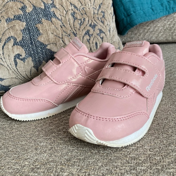 Pink Reebok Shoes - Picture 2 of 5